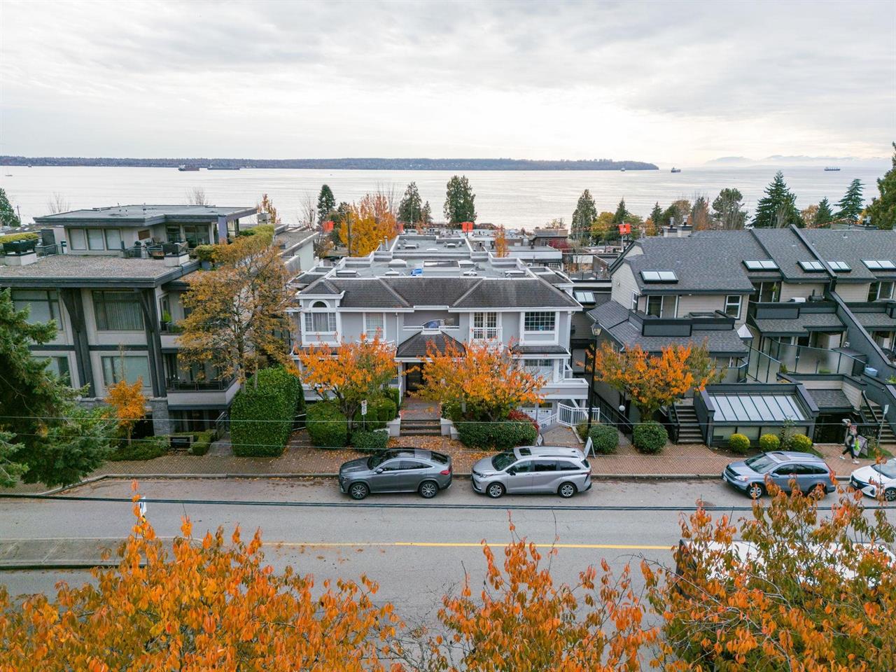 #101 – 2440 Haywood Avenue